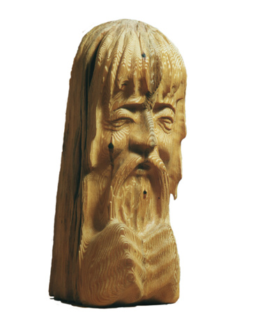 puuveistos v&auml;in&auml;m&ouml;inen